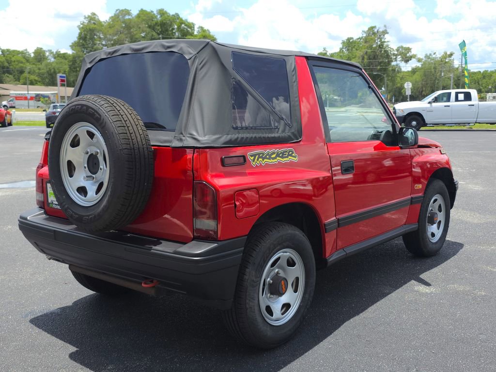 Used 1993 Geo Tracker 2WD 2-Door image 5
