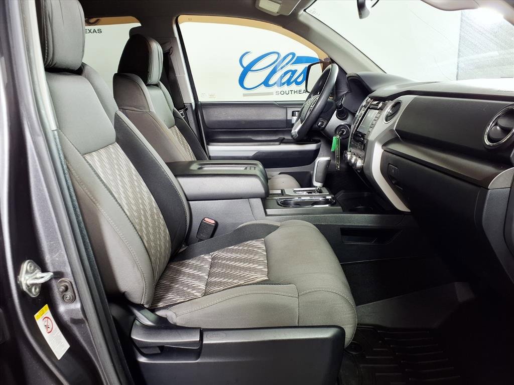 Used 2018 Toyota Tundra SR5 image 12