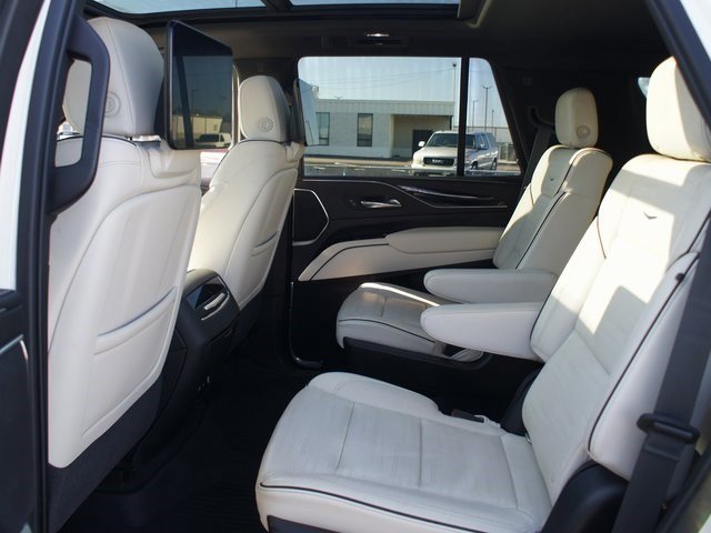 Certified 2021 Cadillac Escalade Sport image 17