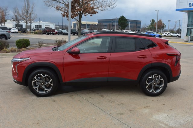 New 2026 Chevrolet Trax LT w/ Sunroof Package image 10