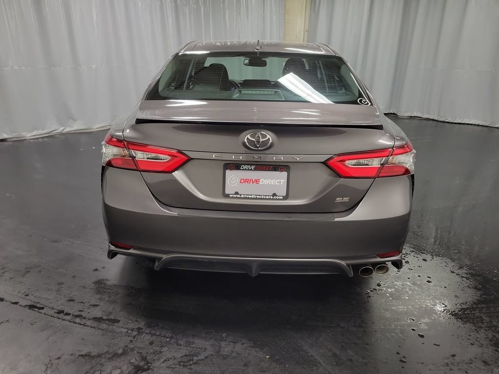 Used 2019 Toyota Camry SE FWD image 7