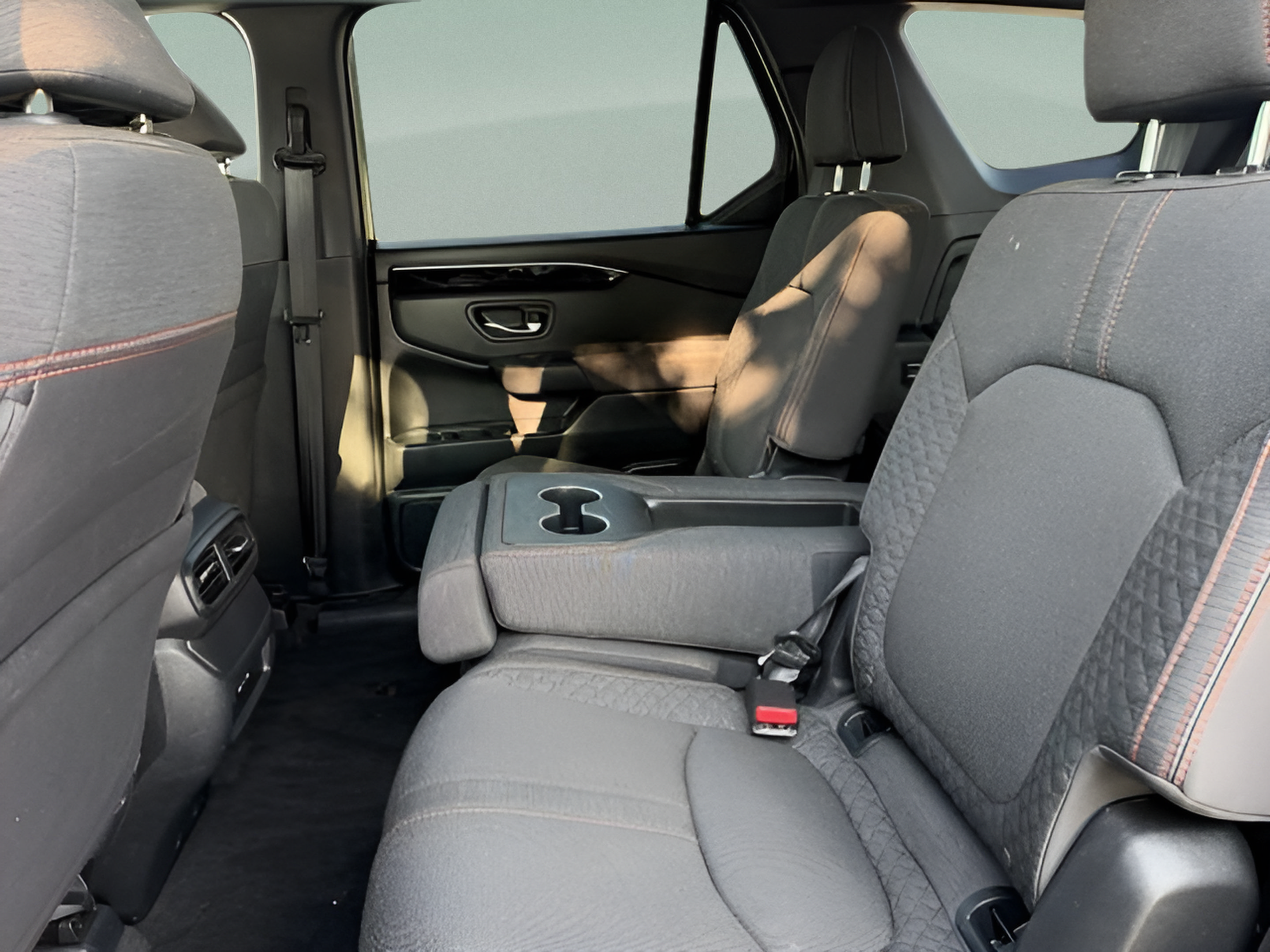 Certified 2025 Honda Pilot Sport image 24
