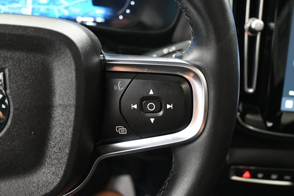 Used 2023 Volvo C40 P8 Recharge Ultimate AWD/4WD image 19