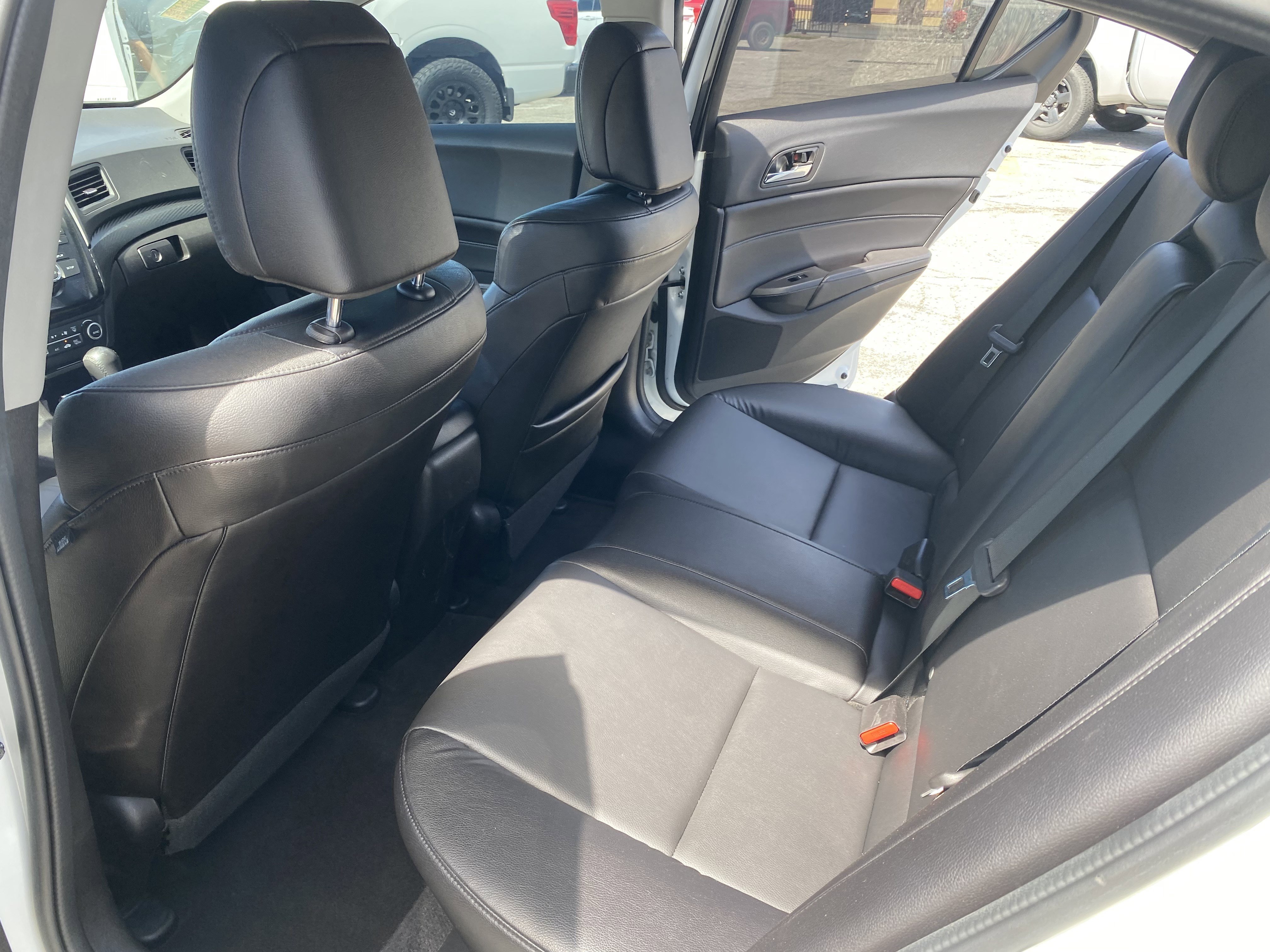 Used 2018 Acura ILX w/ Special Edition Package image 15