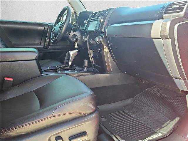 Used 2018 Toyota 4Runner TRD Off-Road Premium image 23