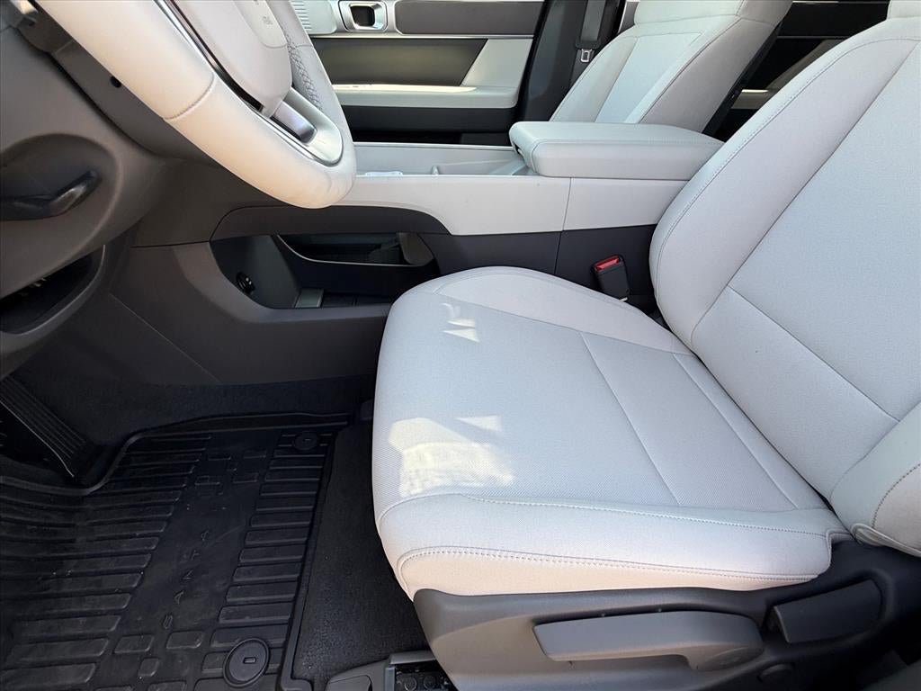 New 2027 Hyundai Santa Fe SE FWD image 12