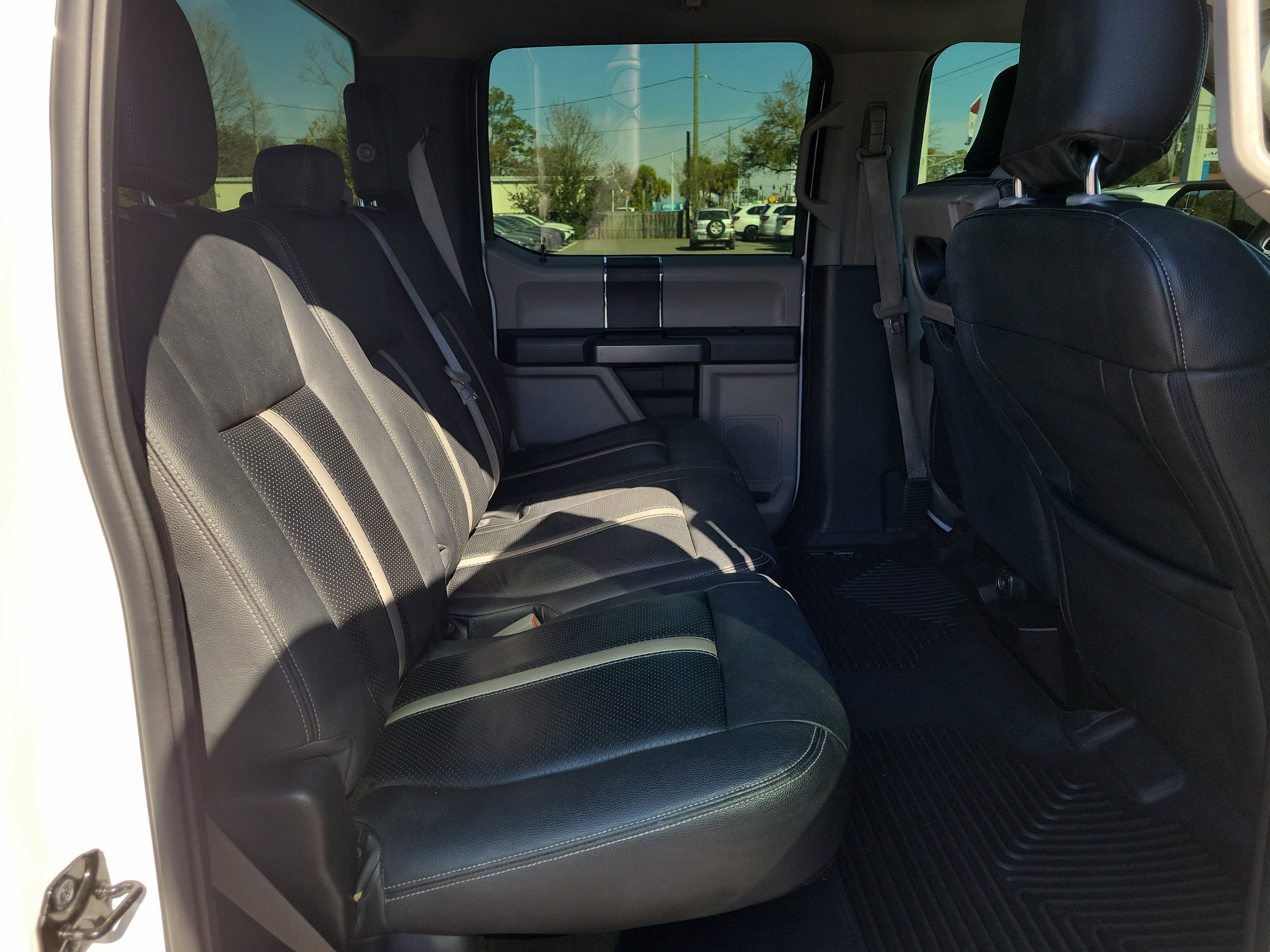 Used 2018 Ford F150 XLT image 11