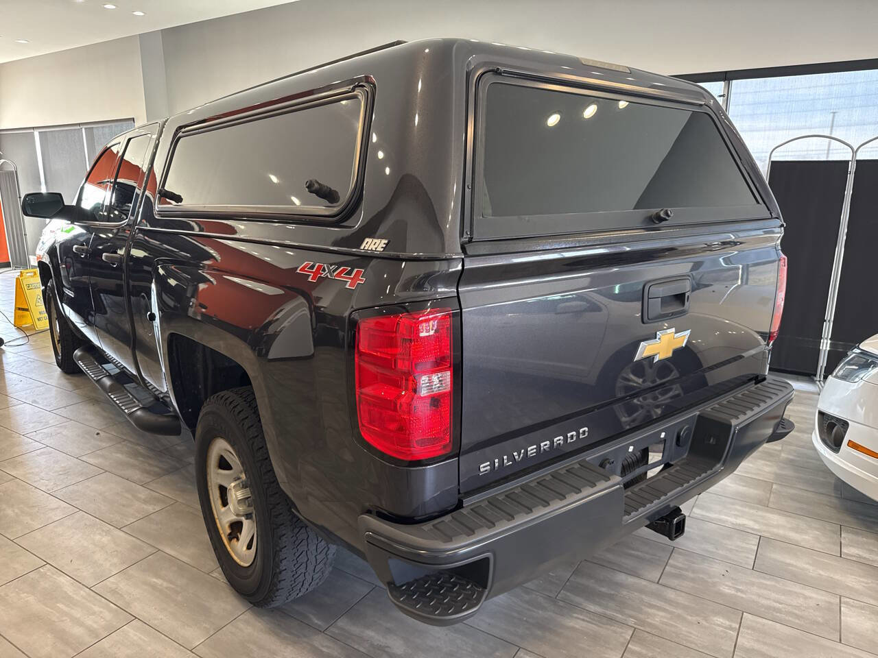 Used 2015 Chevrolet Silverado 1500 W/T w/ Trailering Package image 9