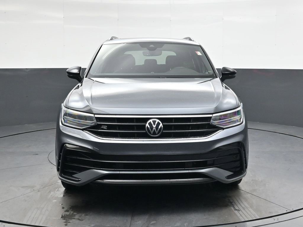 Used 2022 Volkswagen Tiguan SE R-Line image 10