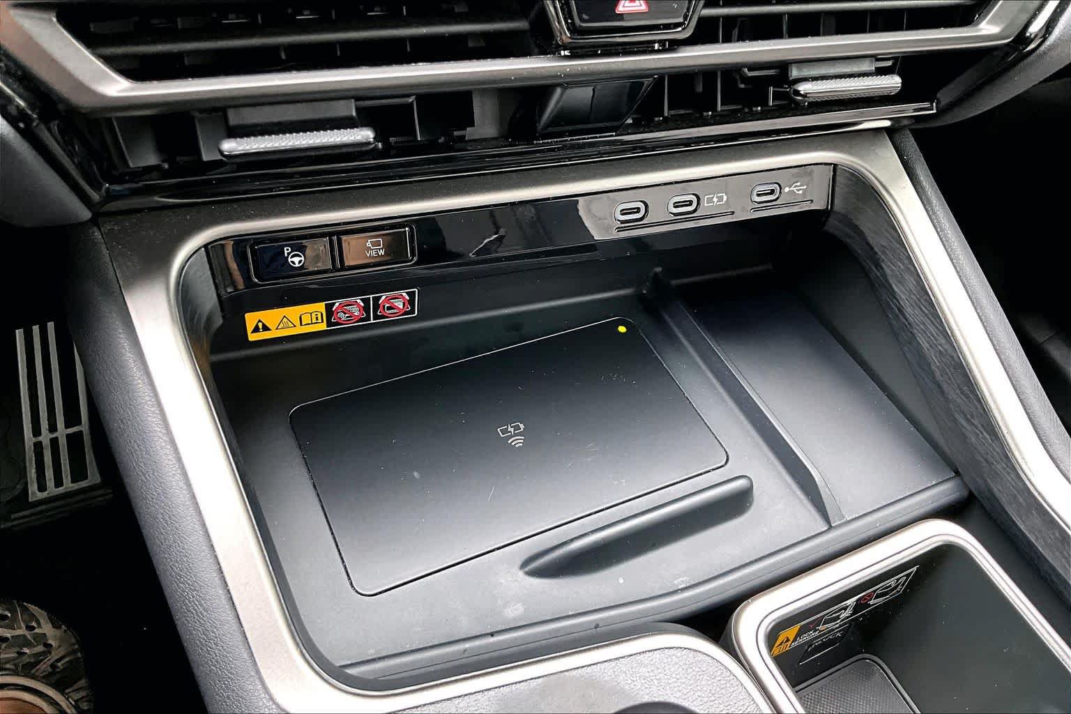 Used 2025 Lexus TX 500h AWD w/ Technology Package image 33