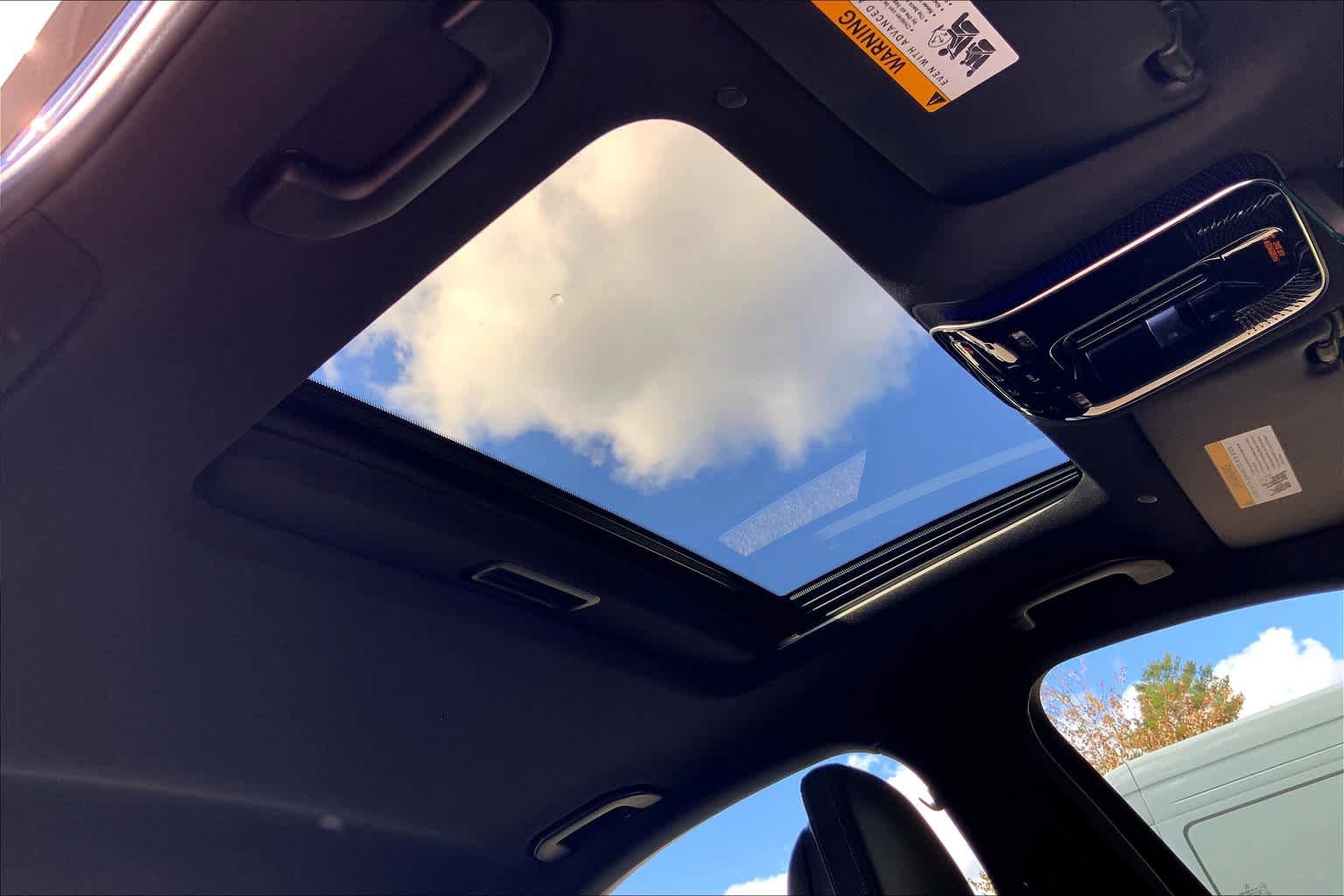 New 2025 Mercedes-Benz C 300 4MATIC Sedan image 11