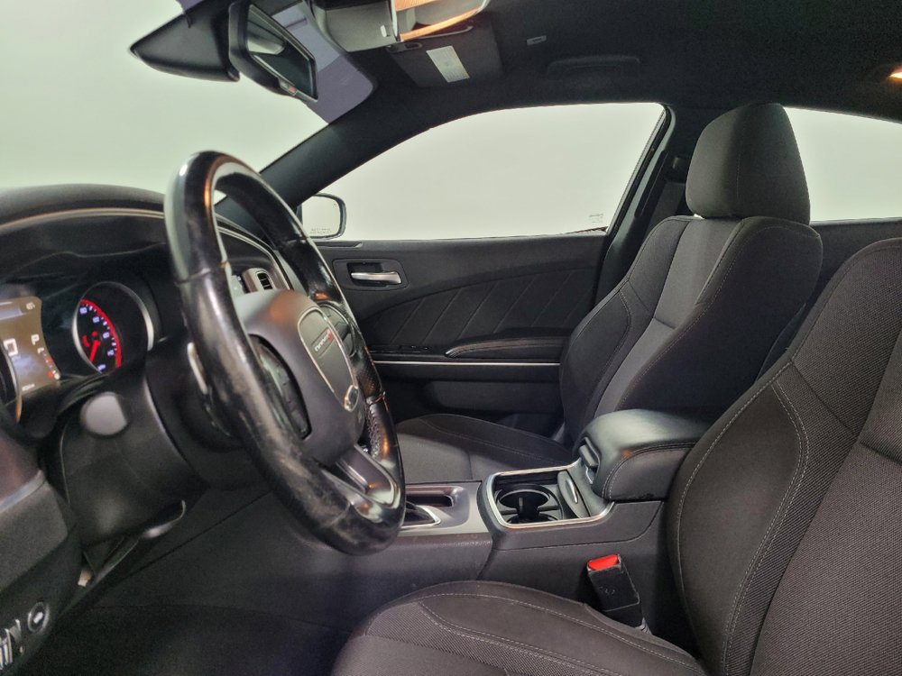 Used 2019 Dodge Charger SXT AWD/4WD image 17