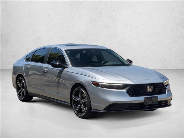Used 2023 Honda Accord Sport image 3