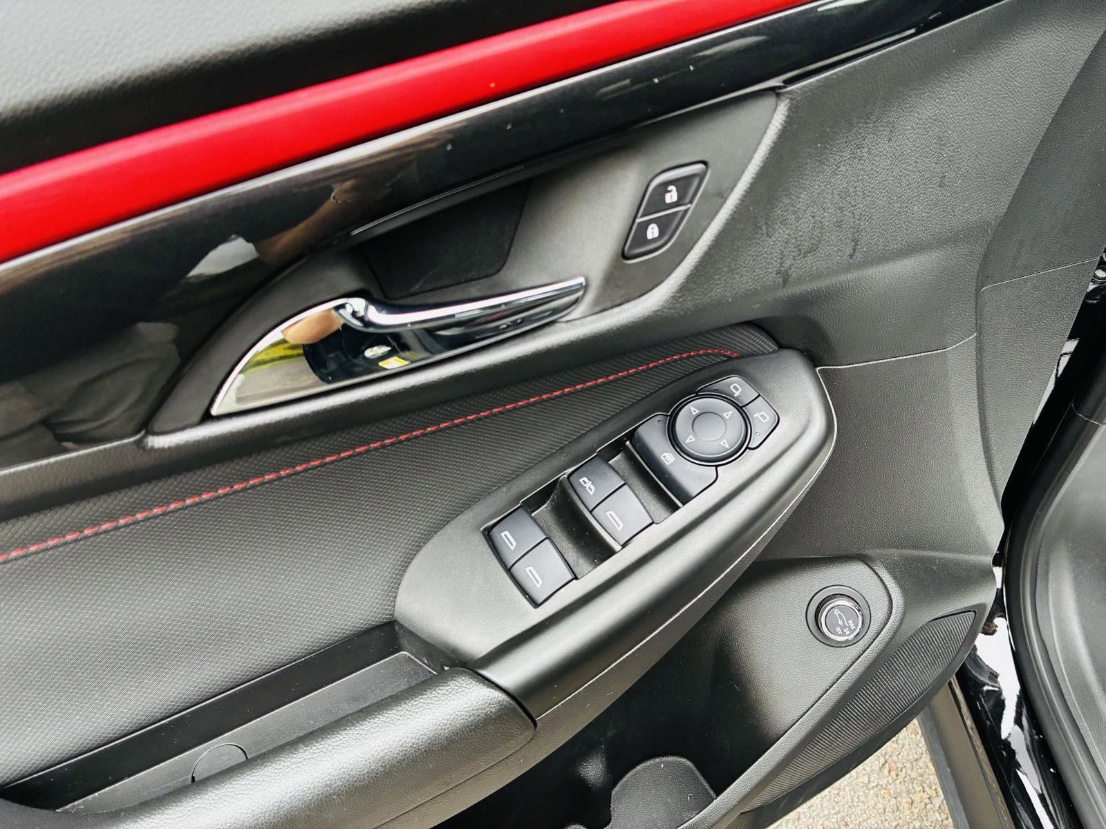 Used 2024 Chevrolet TrailBlazer RS w/ Convenience Package image 31