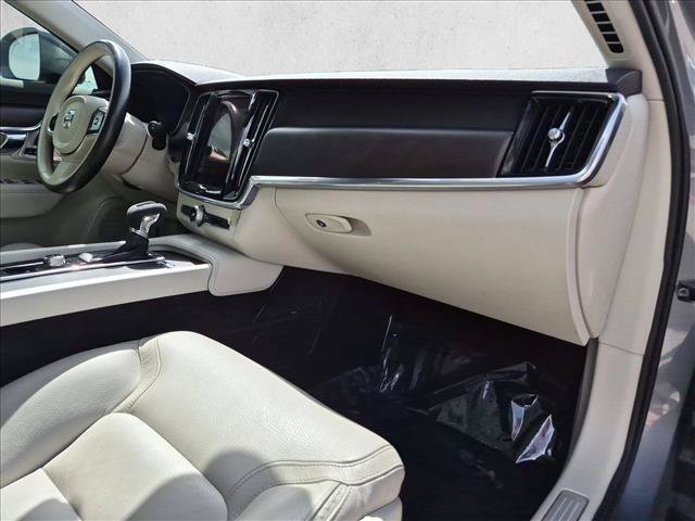 Used 2017 Volvo V90 T6 Cross Country AWD/4WD image 24
