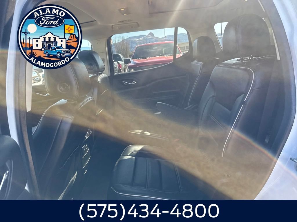 Used 2023 GMC Acadia Denali w/ Denali Ultimate Package image 12