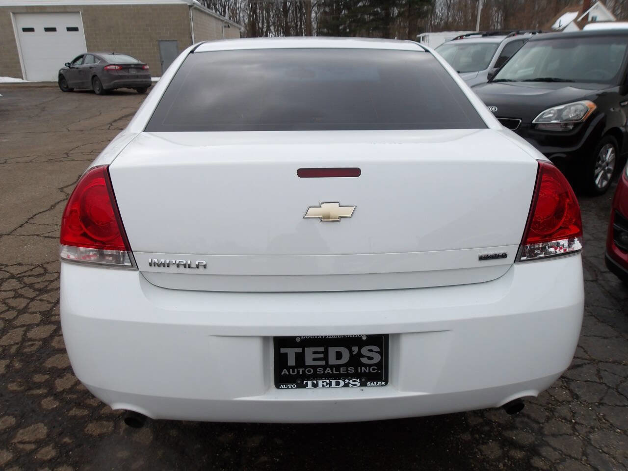 Used 2014 Chevrolet Impala Limited LS image 10