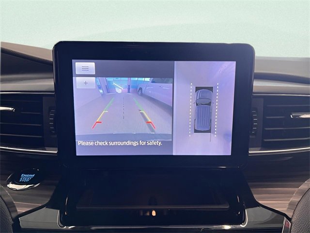 Used 2023 Ford Explorer Limited image 28