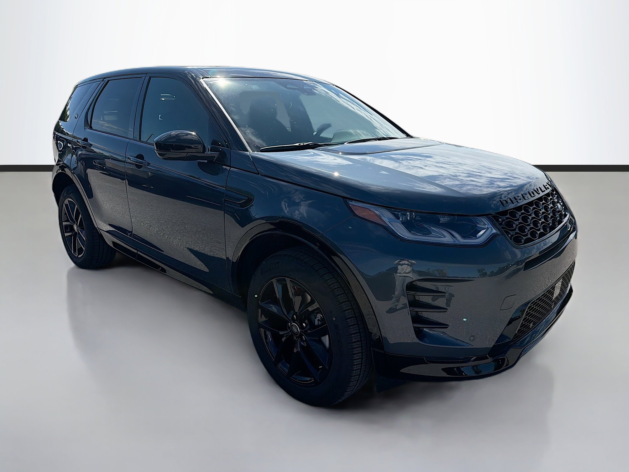New 2026 Land Rover Discovery Sport Landmark AWD/4WD image 5