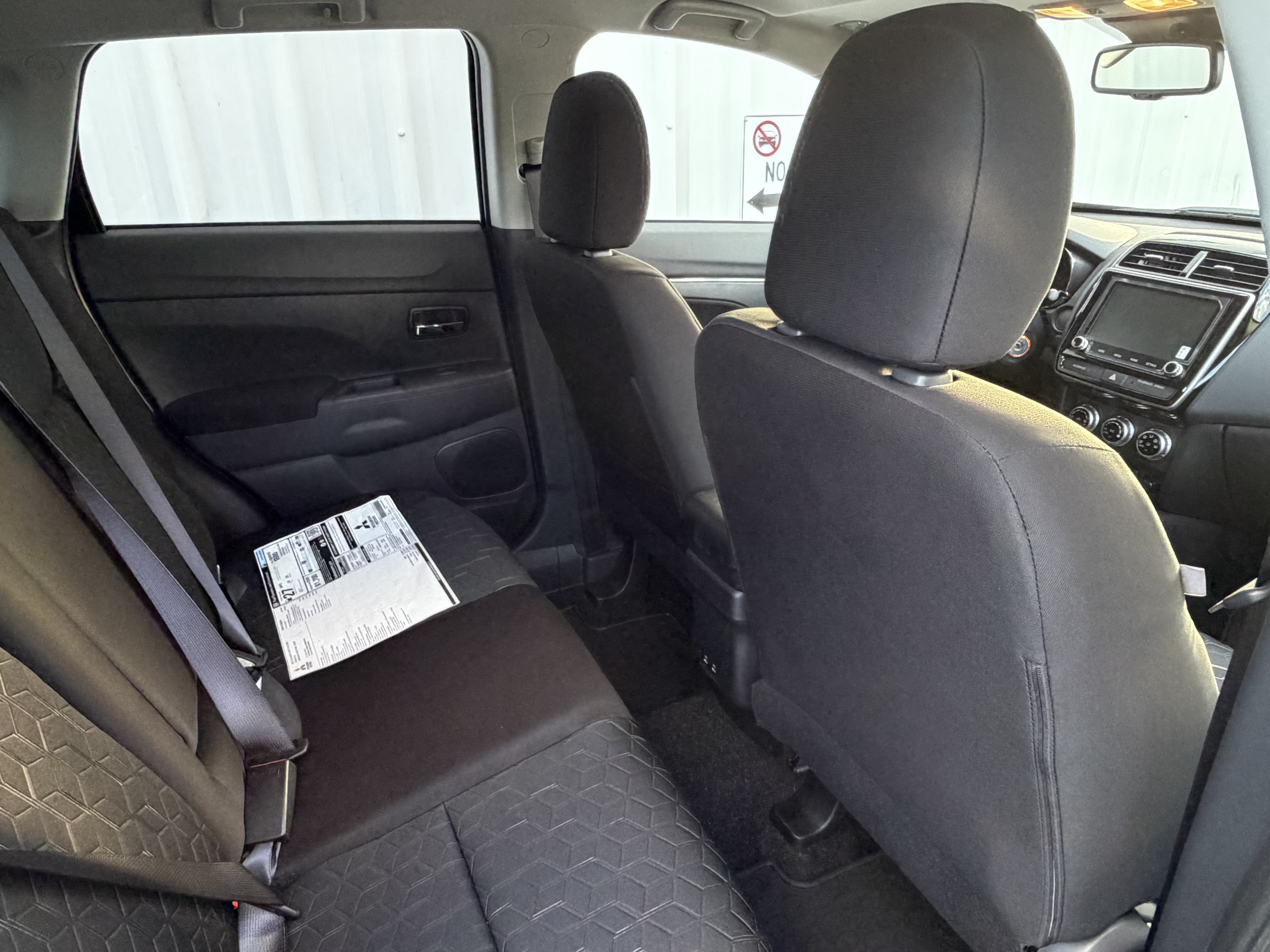 New 2027 Mitsubishi Outlander Sport LE FWD image 17