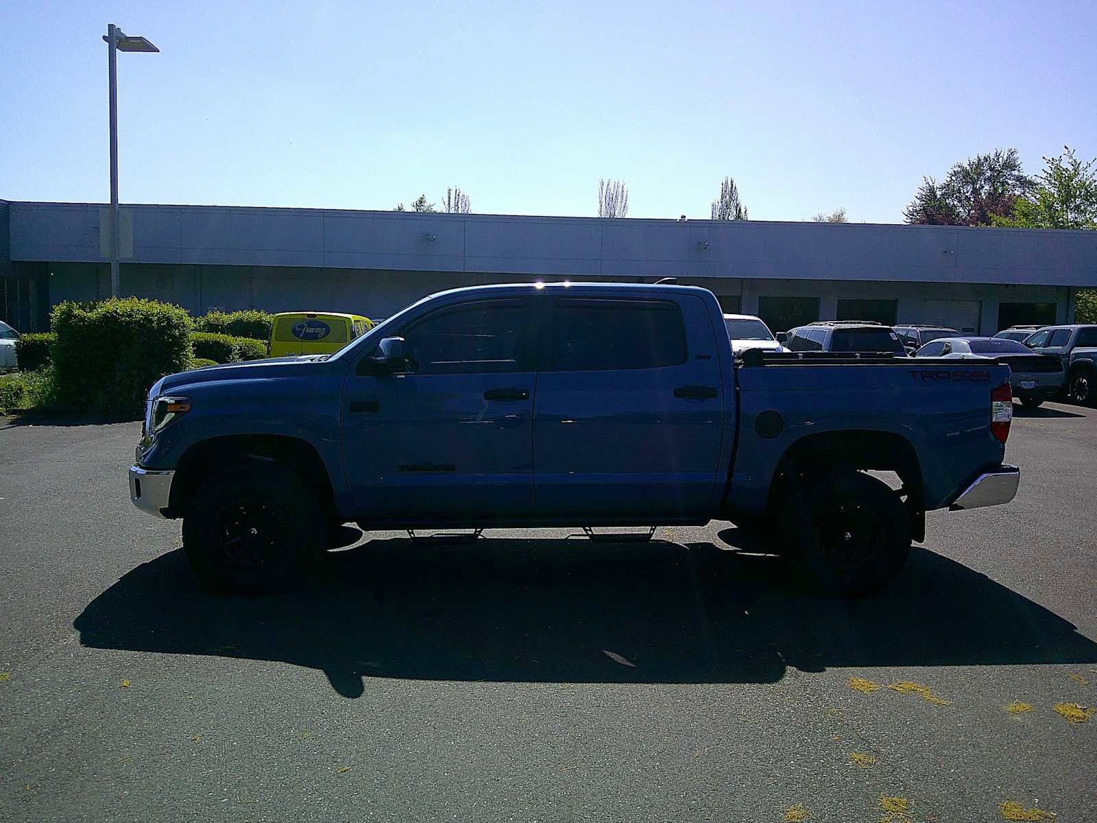 Used 2020 Toyota Tundra SR5 w/ TRD Off-Road Package AWD/4WD image 2