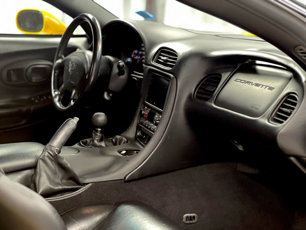 Used 2003 Chevrolet Corvette Z06 w/ Memory Package, 3 Drivers image 19