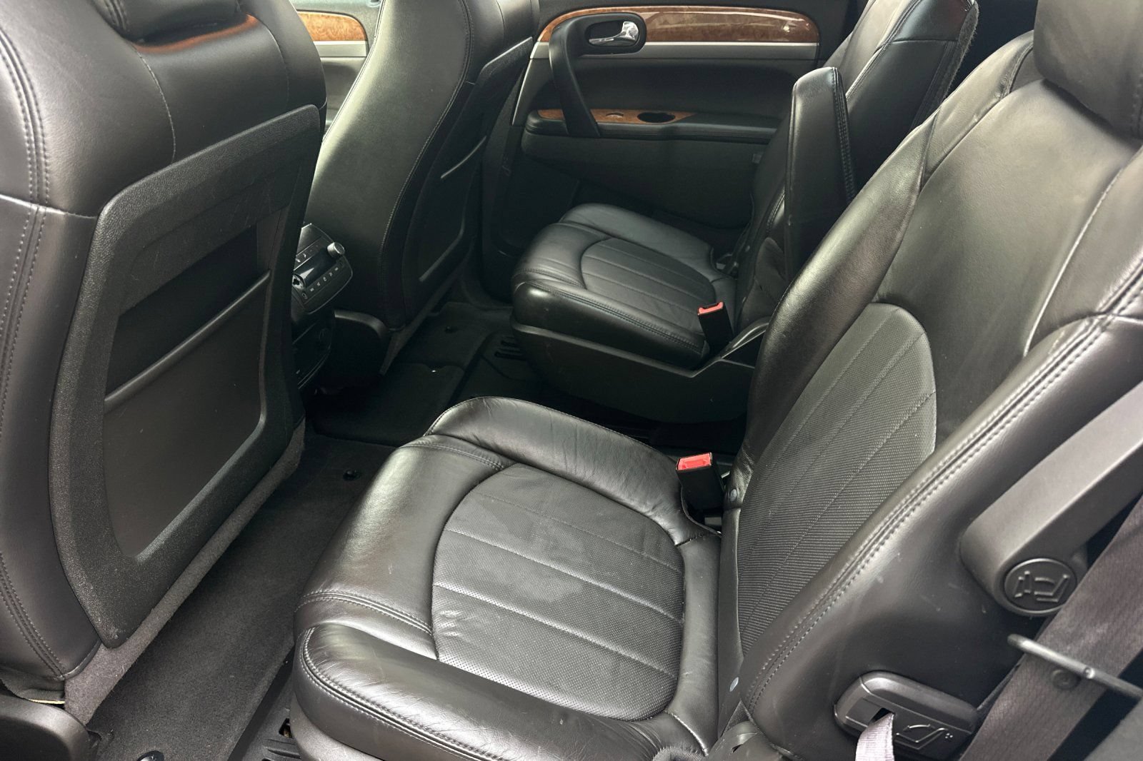 Used 2012 Buick Enclave Premium w/ Trailering Provision Package AWD/4WD image 12