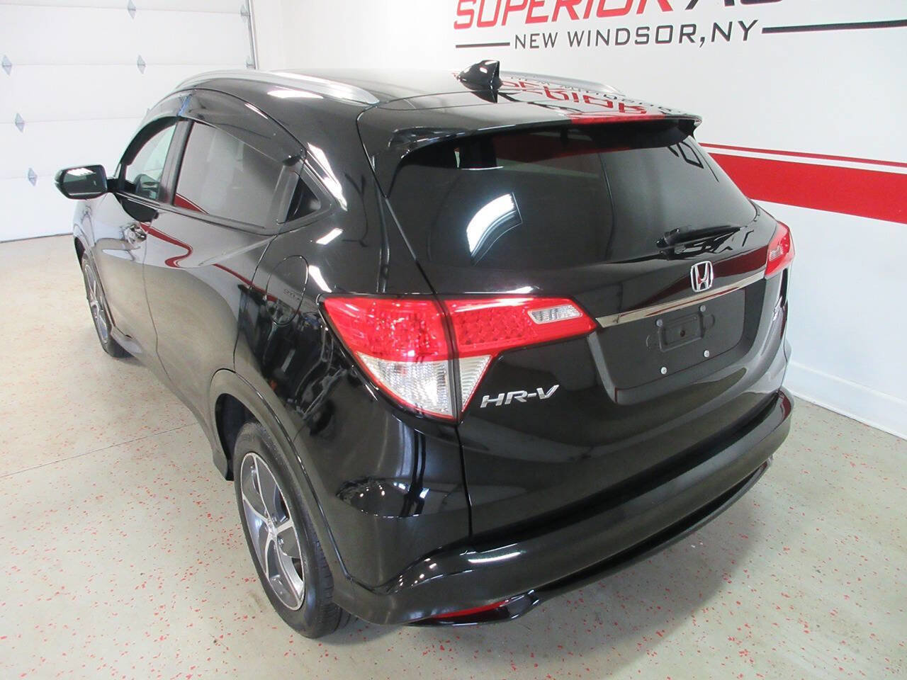 Used 2019 Honda HR-V Touring image 5