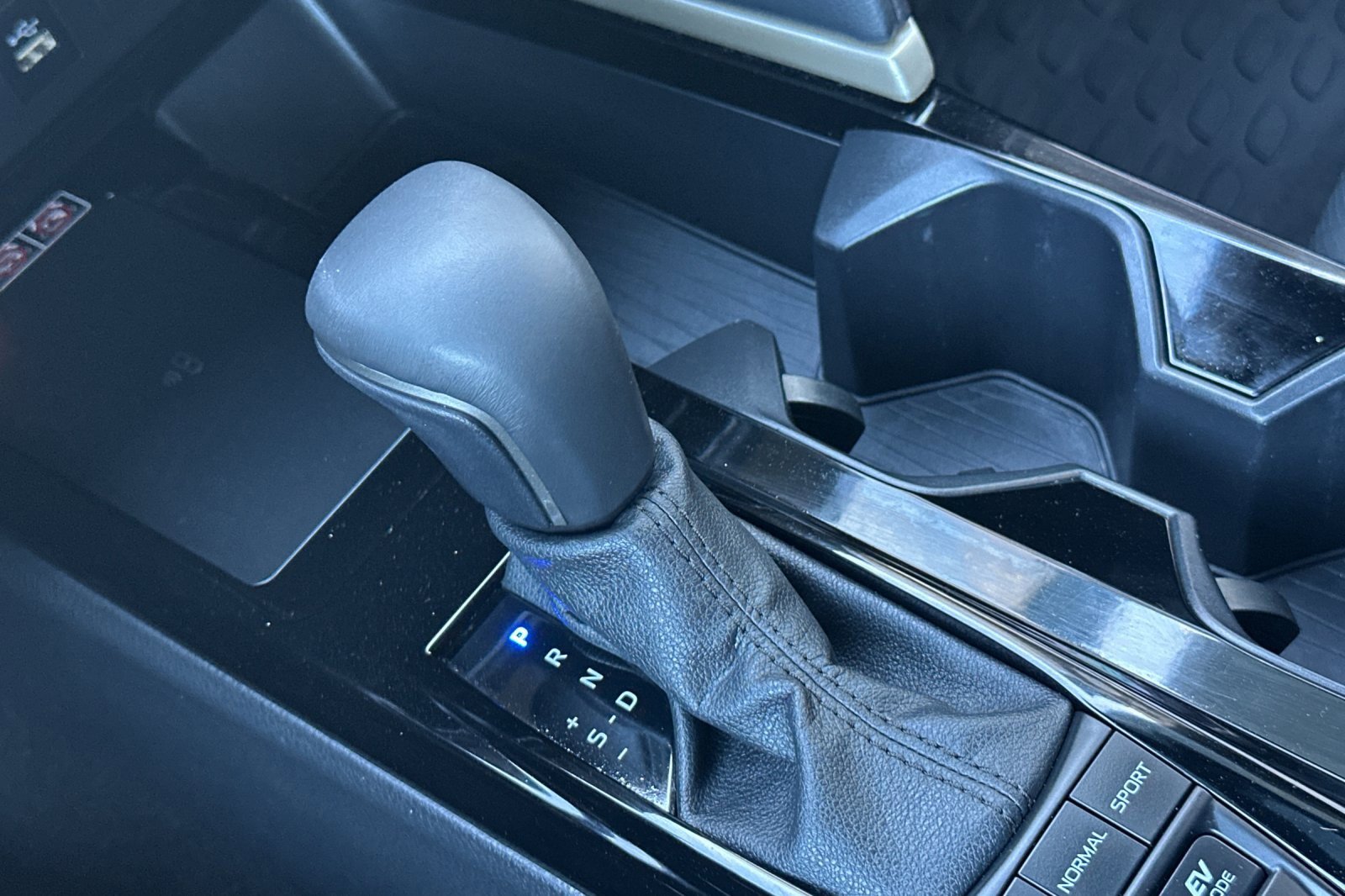 Used 2025 Toyota Camry XSE image 20