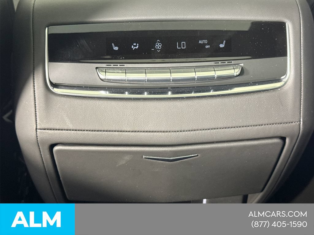 Used 2025 Cadillac Escalade Premium Luxury AWD/4WD image 26