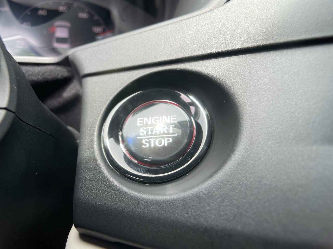 Certified 2025 Honda Accord LX image 27