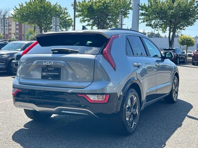 Certified 2024 Kia Niro Wind w/ Wind Preserve Package FWD image 9