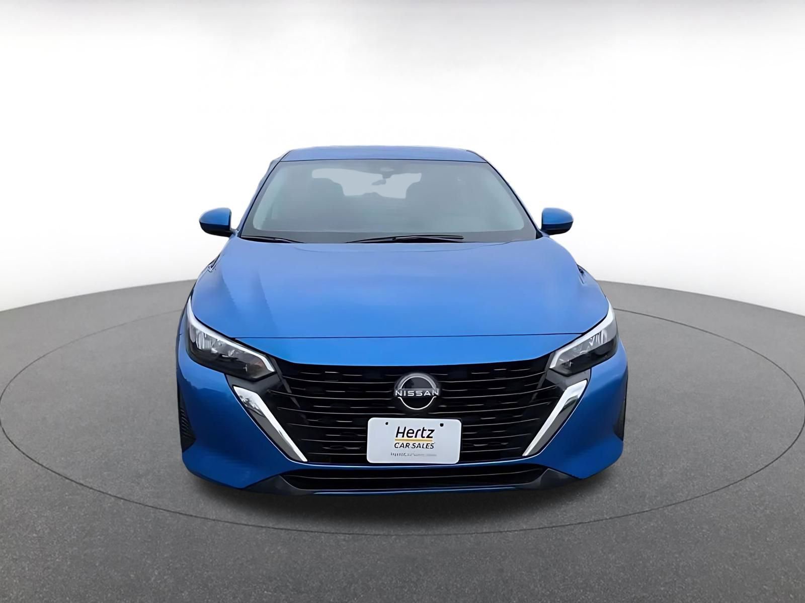 Used 2025 Nissan Sentra SV image 4