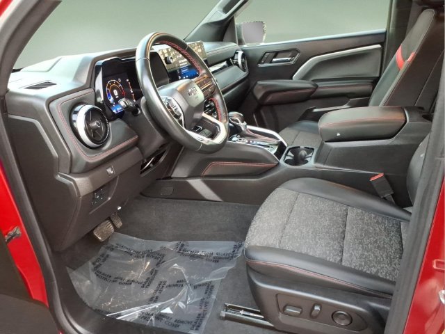 Used 2023 Chevrolet Colorado Z71 w/ Z71 Convenience Package 2 AWD/4WD image 11