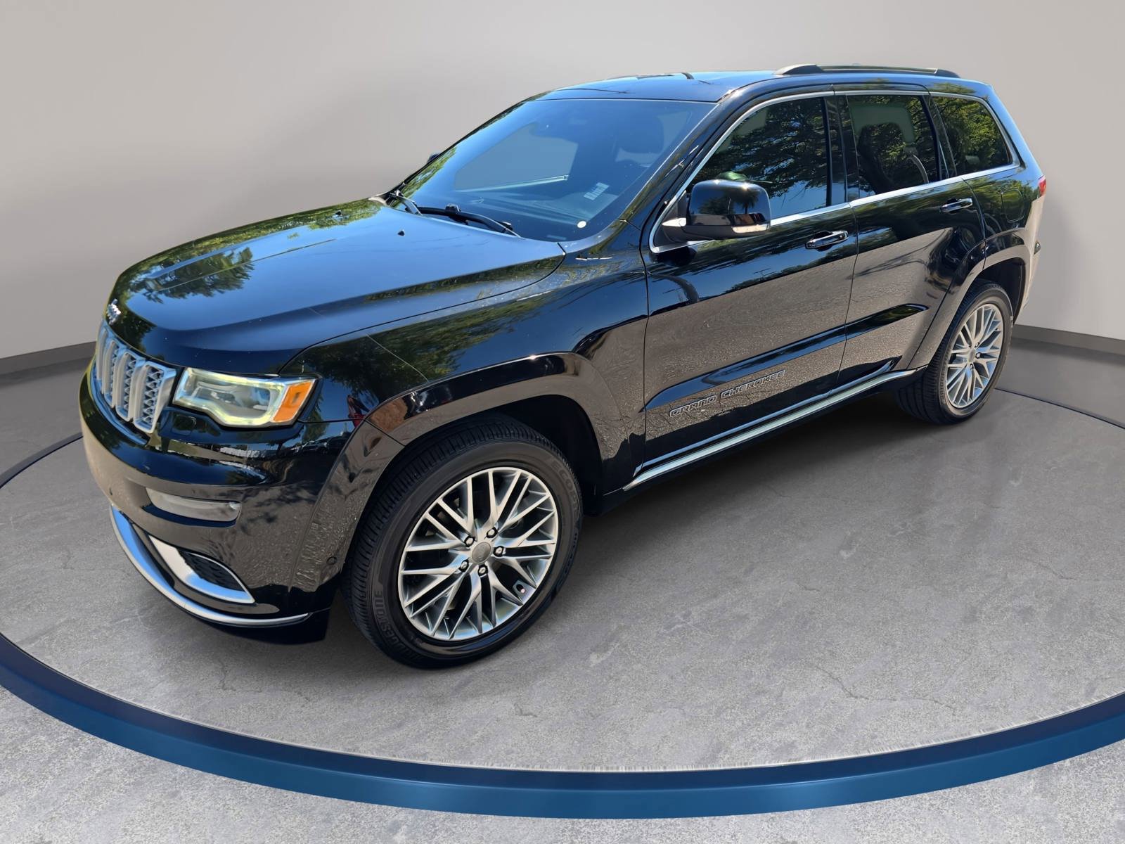 Used 2017 Jeep Grand Cherokee Summit w/ Platinum Series Group AWD/4WD image 1