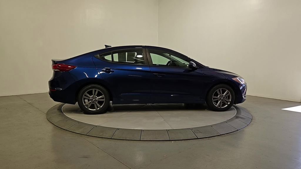 Used 2017 Hyundai Elantra SE FWD image 7