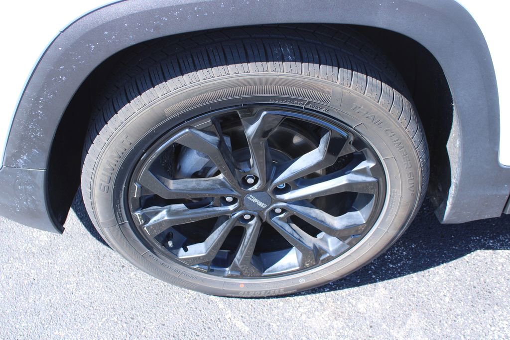 Used 2021 GMC Terrain SLE w/ Driver Convenience Package image 5