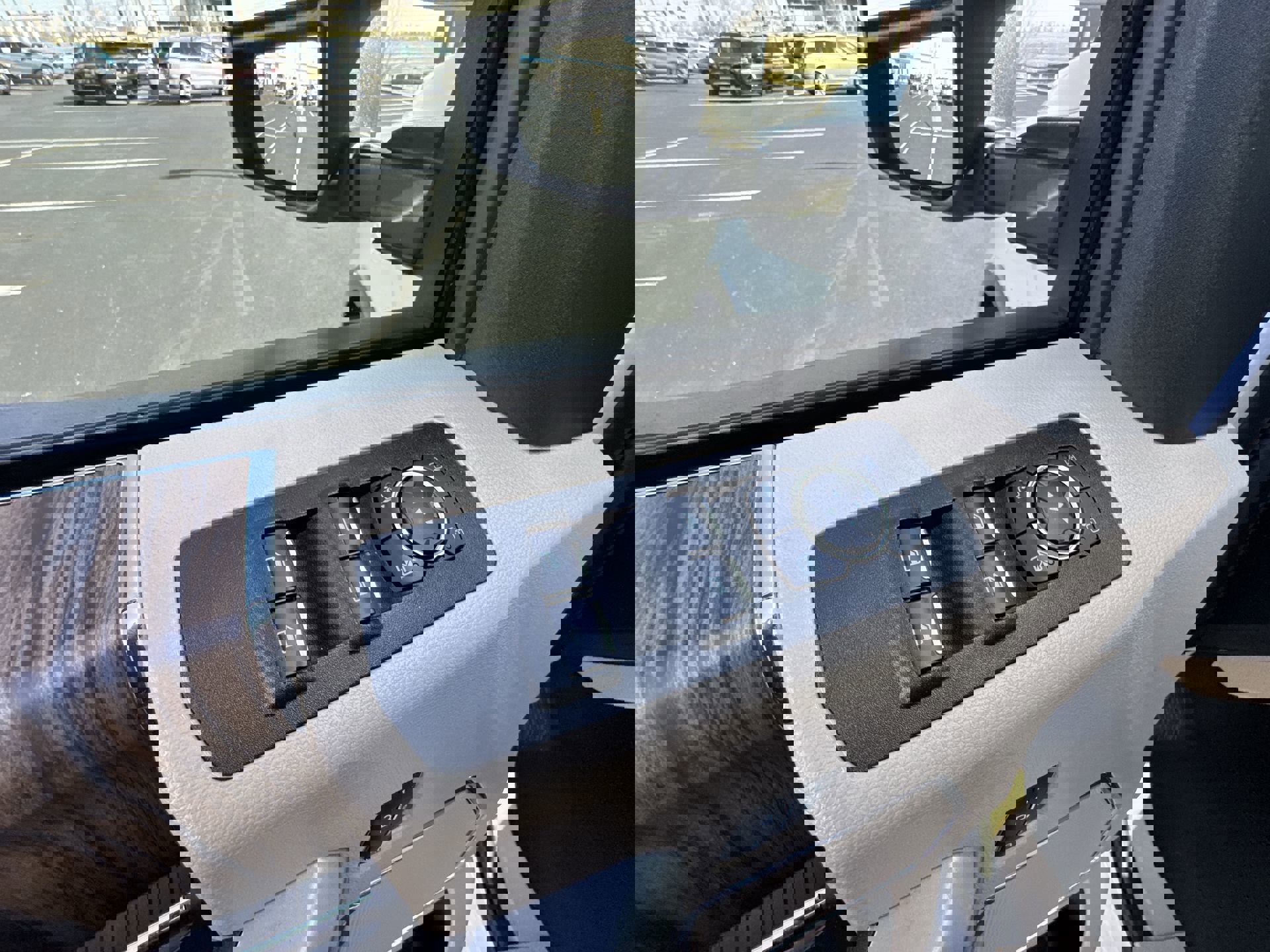 Used 2019 Ford F150 Lariat w/ Equipment Group 502A Luxury image 13