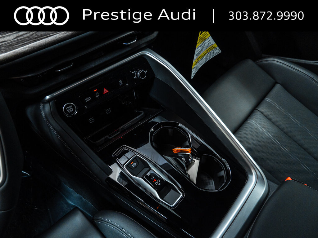 Used 2025 Audi Q5 Premium Plus w/ Premium Plus AWD/4WD image 19