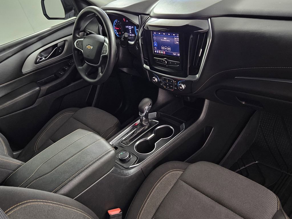 Used 2021 Chevrolet Traverse LS w/ LPO, Floor Liner Package image 31