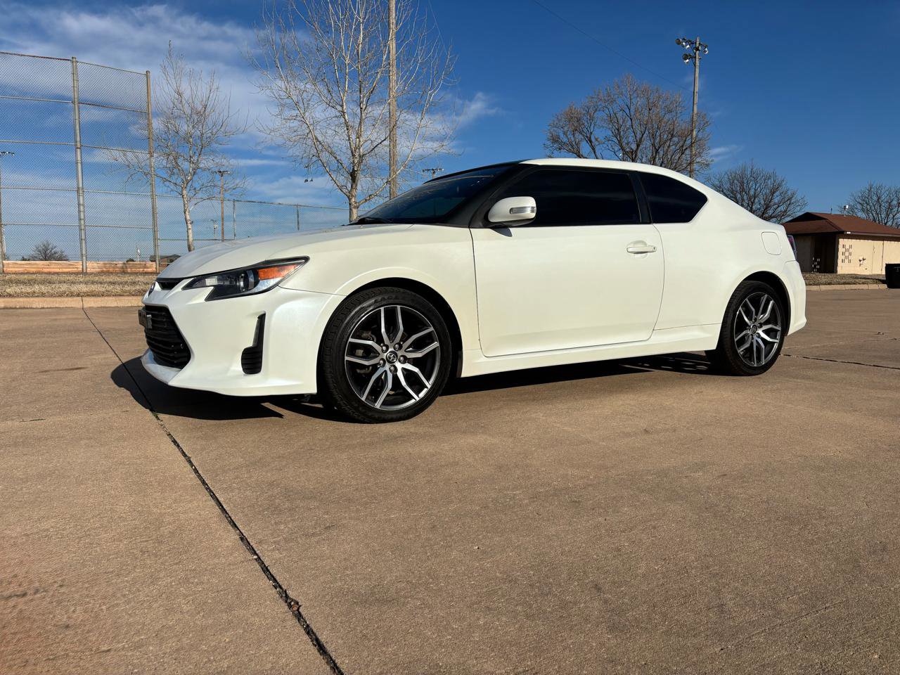 Used 2016 Scion tC FWD image 2