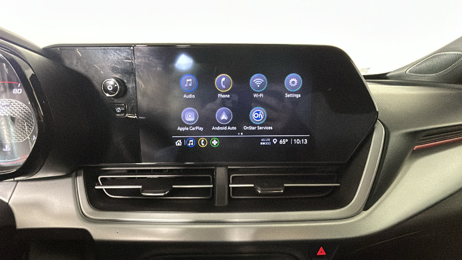 Used 2024 Chevrolet Trax RS w/ Driver Confidence Package FWD image 27