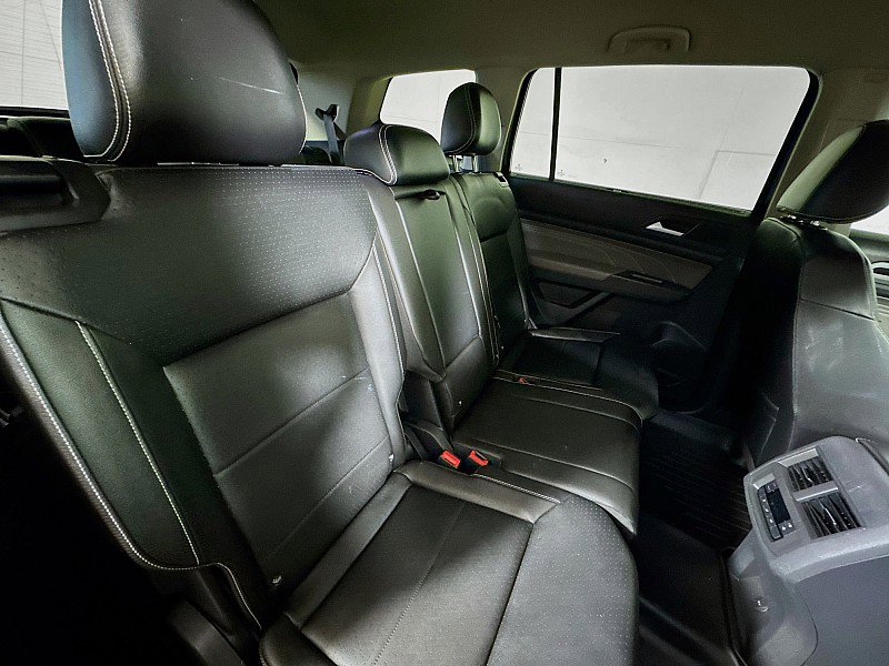 Used 2023 Volkswagen Atlas SE image 27