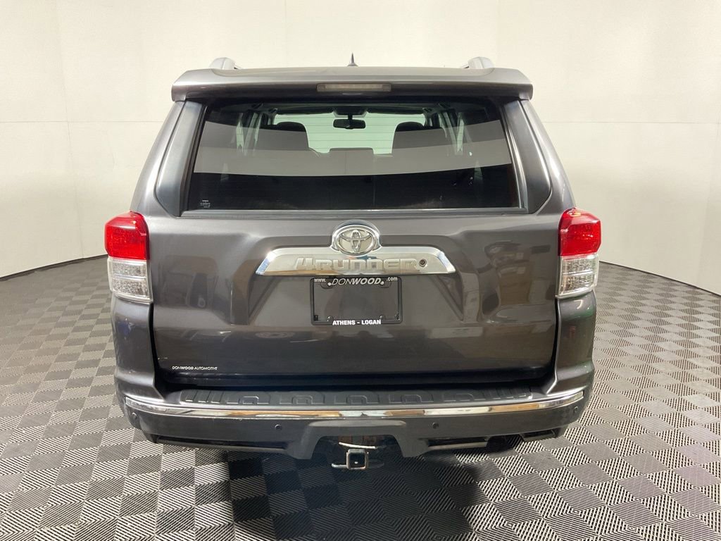Used 2011 Toyota 4Runner SR5 w/ Convenience Pkg AWD/4WD image 12