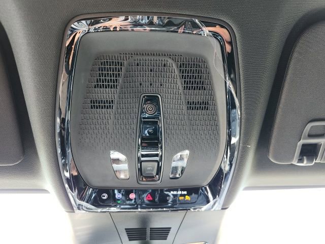 New 2026 Cadillac Lyriq V w/ LPO, Floor Liner Package image 39