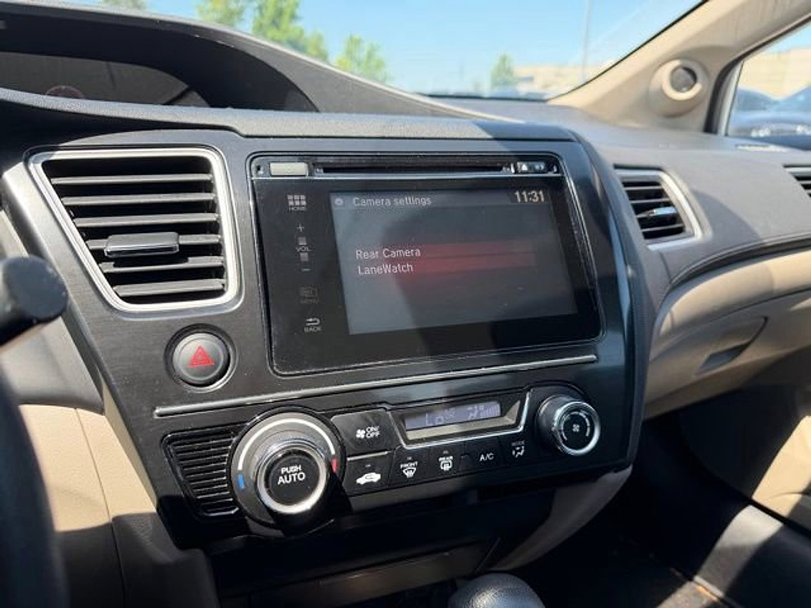 Used 2015 Honda Civic SE image 21