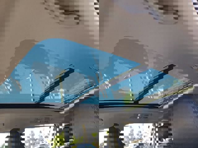 Certified 2024 Volkswagen Tiguan SE w/ Panoramic Sunroof Package image 30