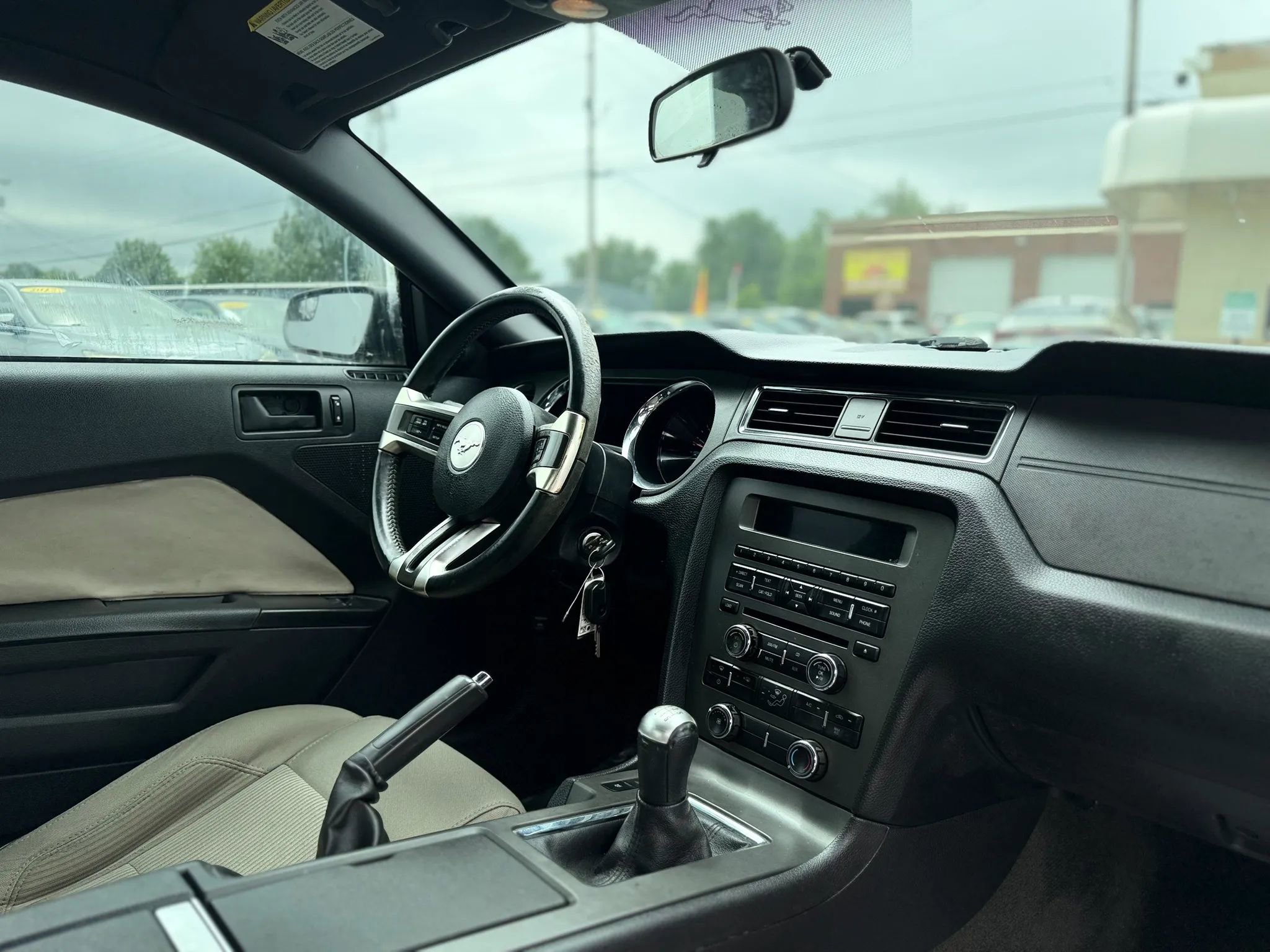 Used 2014 Ford Mustang Coupe RWD image 32