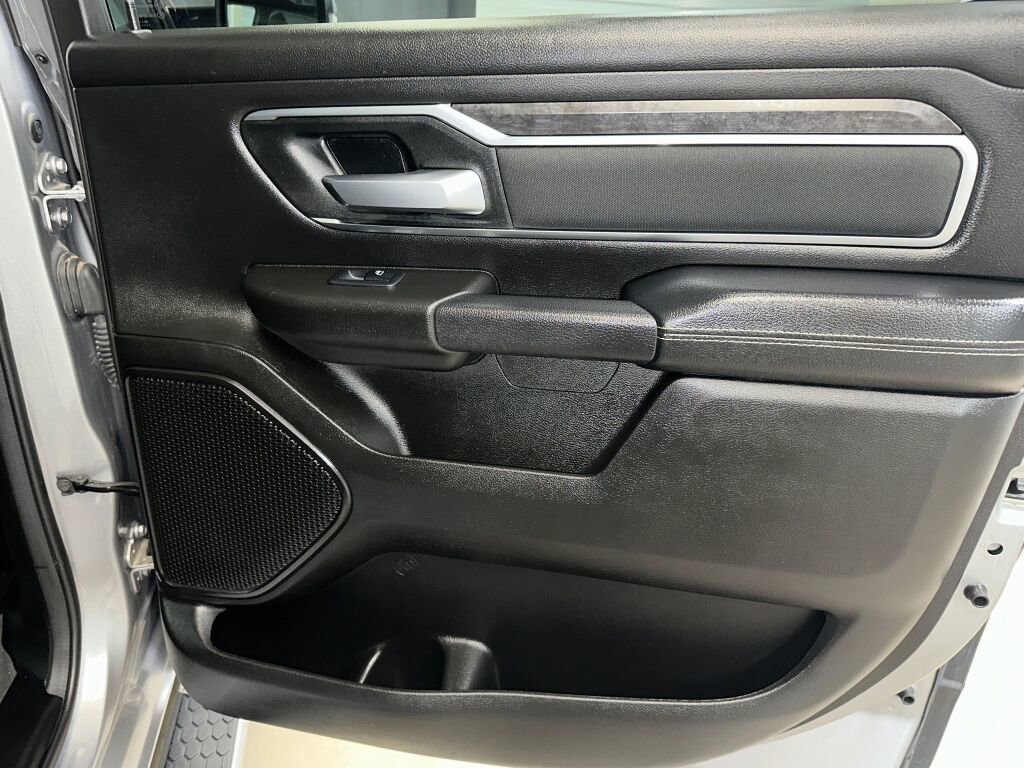 Used 2024 RAM 1500 Big Horn AWD/4WD image 25