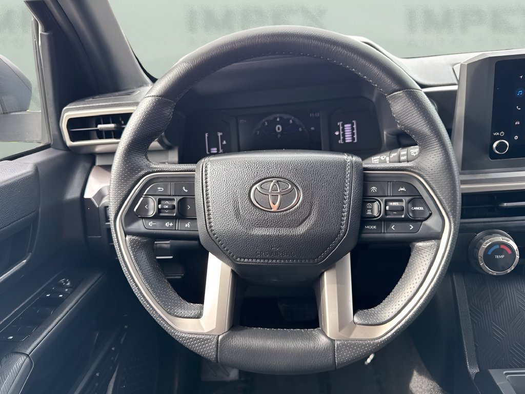 Used 2026 Toyota 4Runner SR5 AWD/4WD image 13